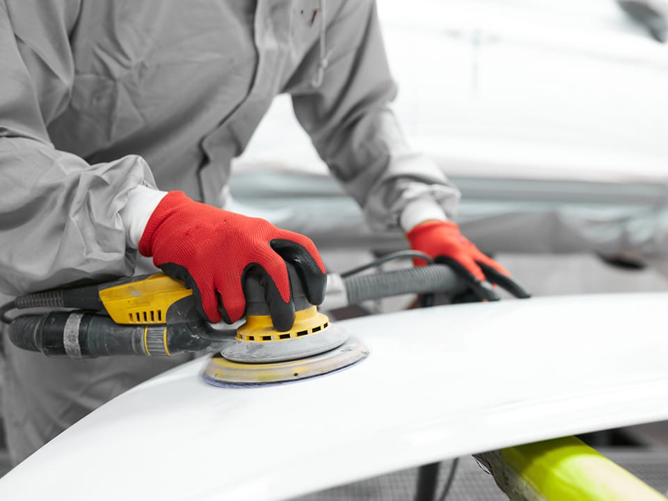 Removing scratches with polisher and white abrasive compound The Care for boats