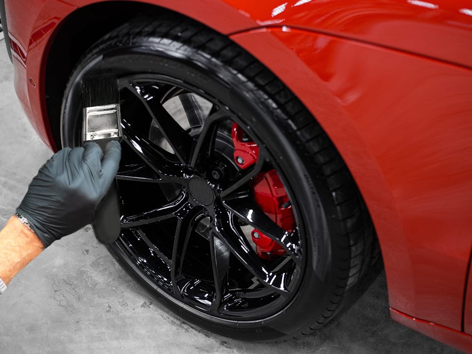 Tyre Restorer è un rinnova gomme che garantisce risultati professionali