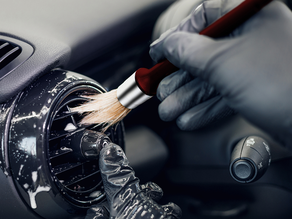 The Care | Sealant Brush